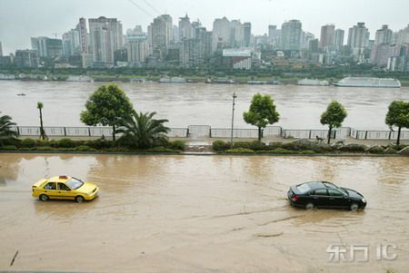 重庆为什么下大暴雨「重庆26区县出现暴雨了吗」 新能源汽车